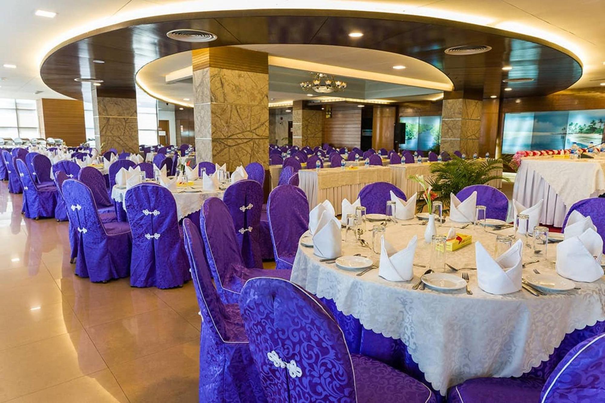 Fars Hotel & Resorts - Bar-Buffet-Pool-Spa Dacca Exterior foto