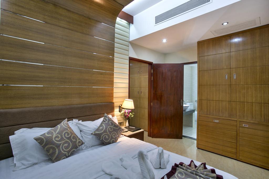 Fars Hotel & Resorts - Bar-Buffet-Pool-Spa Dacca Exterior foto