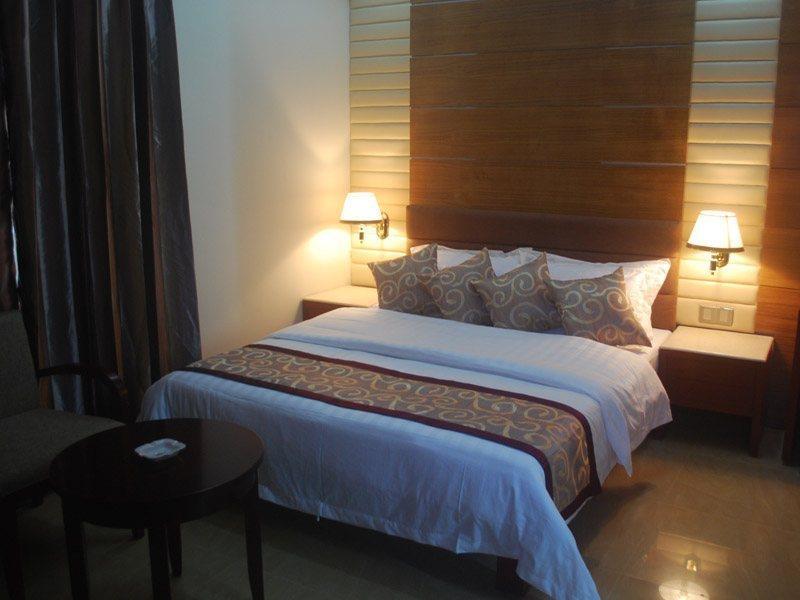 Fars Hotel & Resorts - Bar-Buffet-Pool-Spa Dacca Exterior foto