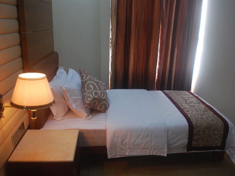 Fars Hotel & Resorts - Bar-Buffet-Pool-Spa Dacca Exterior foto