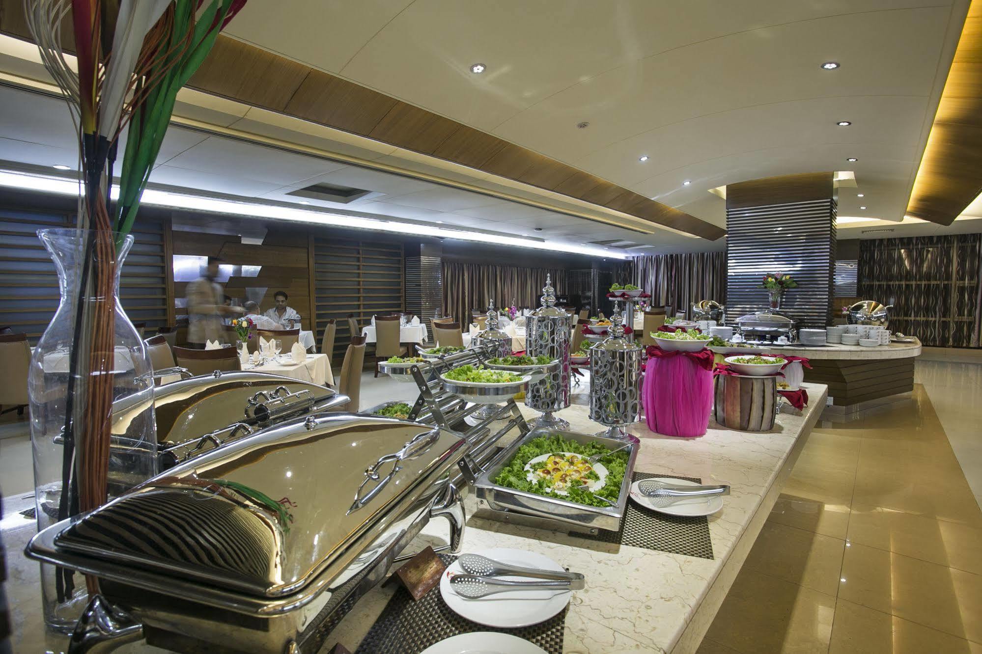 Fars Hotel & Resorts - Bar-Buffet-Pool-Spa Dacca Exterior foto