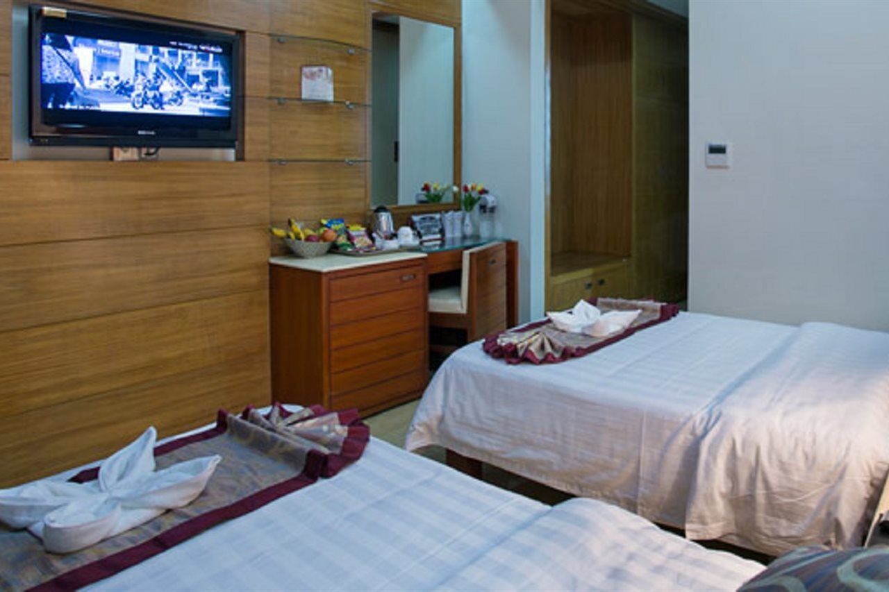 Fars Hotel & Resorts - Bar-Buffet-Pool-Spa Dacca Exterior foto
